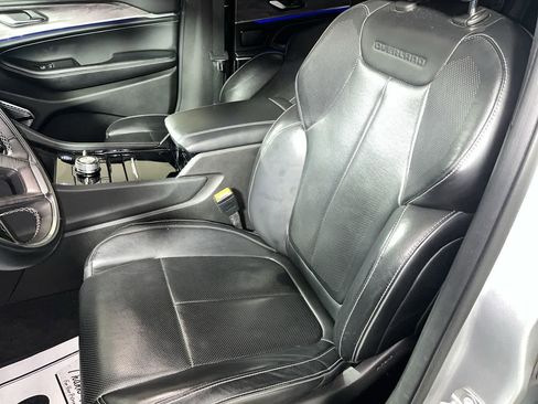 Used 2021 Jeep Grand Cherokee L Overland w/ Luxury Tech Group IV image 15