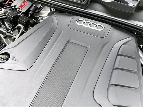 Used 2020 Audi Q7 2.0T Premium w/ Convenience Package image 28