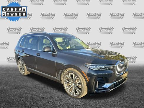 Used 2021 BMW X7 xDrive40i w/ Premium Package 2 image 2