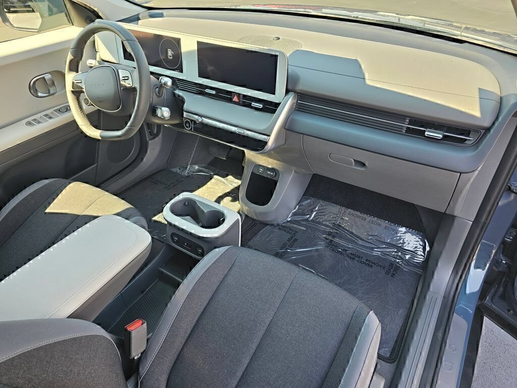 Used 2024 Hyundai Ioniq 5 SEL RWD image 11