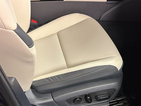 Certified 2025 Lexus ES 350 w/ Premium Package image 14