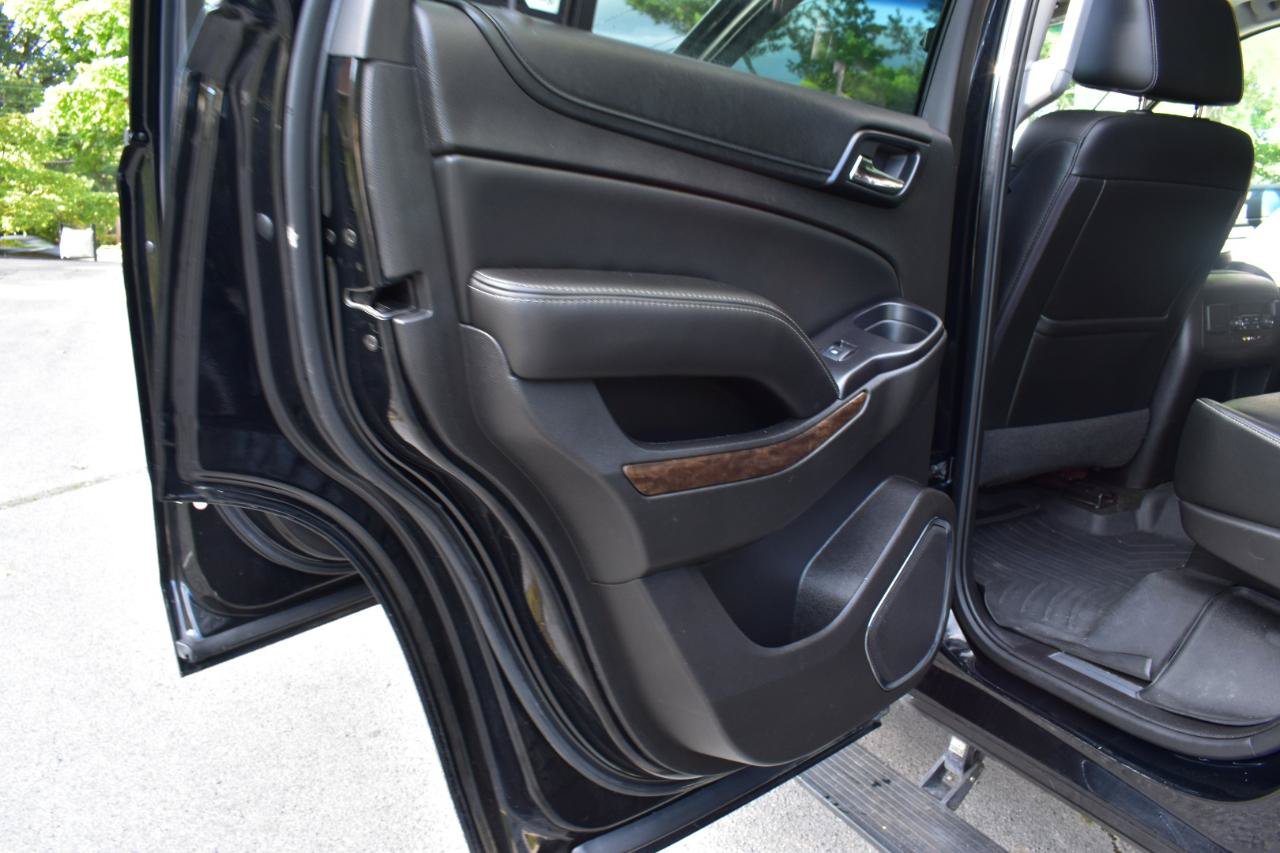Used 2016 Chevrolet Tahoe LT w/ Luxury Package AWD/4WD image 18