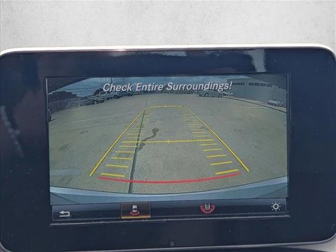 Used 2016 Mercedes-Benz C 300 Sedan image 10