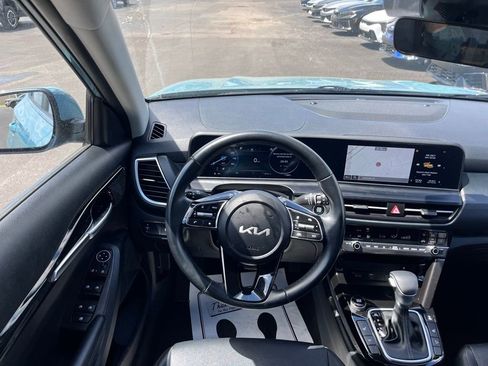 Certified 2024 Kia Seltos EX AWD/4WD image 22