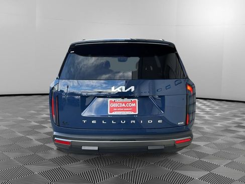 New 2027 Kia Telluride S image 5