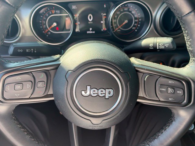 Used 2022 Jeep Gladiator Sport AWD/4WD image 9
