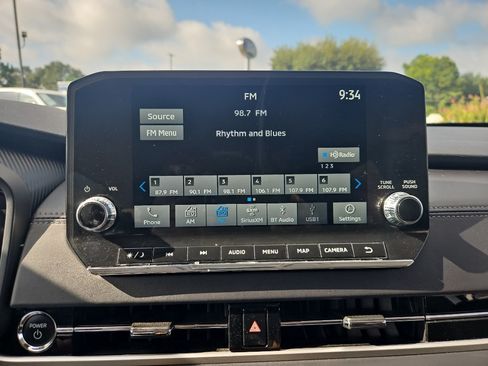 Used 2024 Mitsubishi Outlander SE AWD/4WD image 24