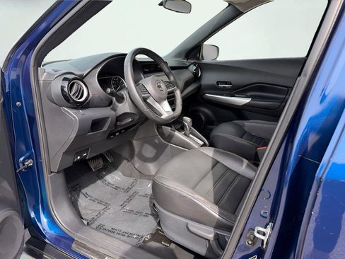 Used 2019 Nissan Kicks SR w/ SR Premium Package image 18