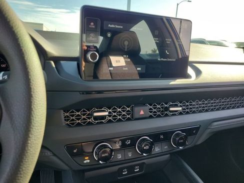 New 2026 Honda Accord SE image 24