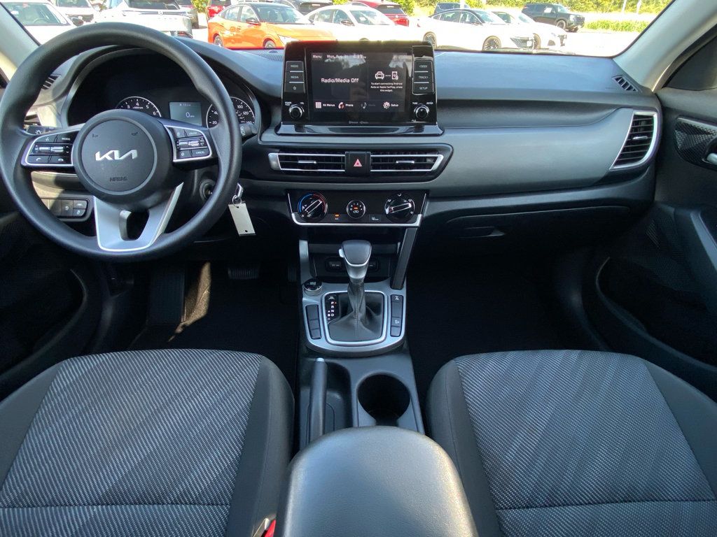 Used 2022 Kia Seltos LX AWD/4WD image 18