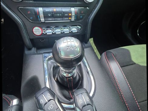 Used 2016 Ford Mustang GT Premium RWD image 22