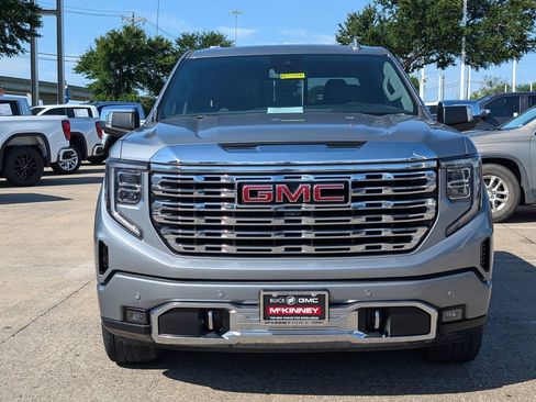 Used 2024 GMC Sierra 1500 Denali RWD image 6