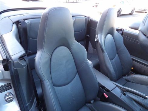 Used 2006 Porsche 911 Carrera S image 11