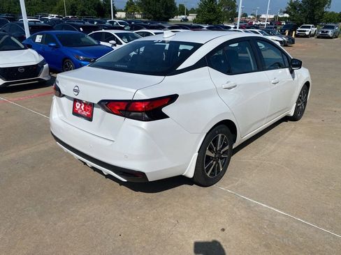 New 2025 Nissan Versa SV w/ Trunk Package FWD image 5