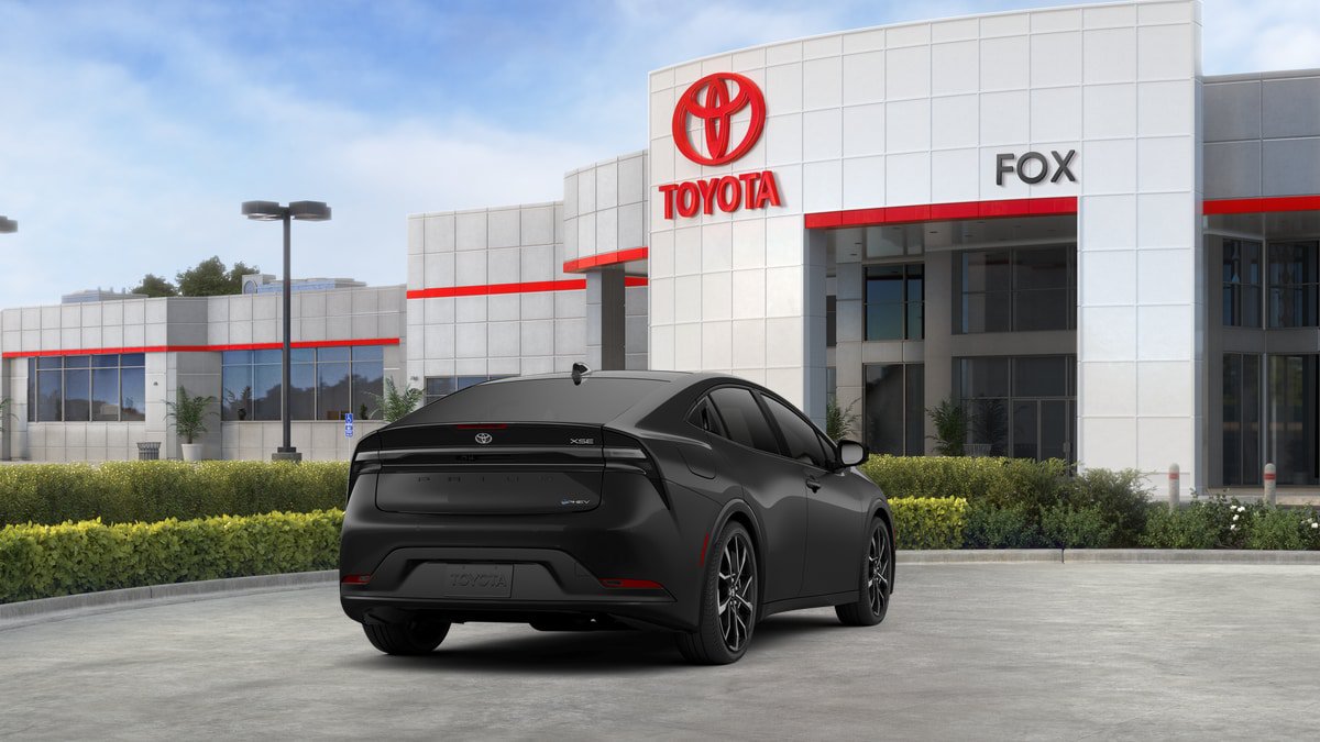 New 2026 Toyota Prius Plug-In Hybrid FWD image 32
