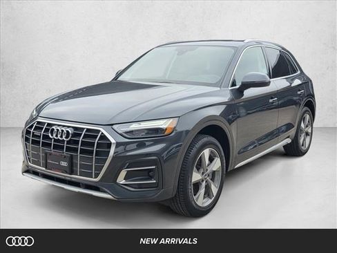 Certified 2023 Audi Q5 2.0T Premium w/ Convenience Package image 1