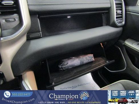 Used 2021 RAM 1500 Laramie AWD/4WD image 44