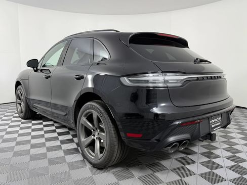 Certified 2026 Porsche Macan AWD/4WD image 3