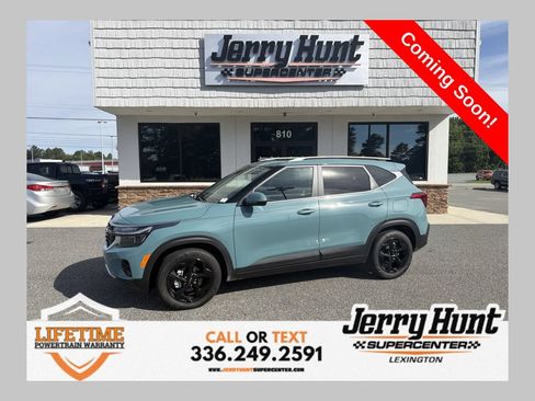 Used 2026 Kia Seltos EX w/ EX Sunroof Package FWD image 1