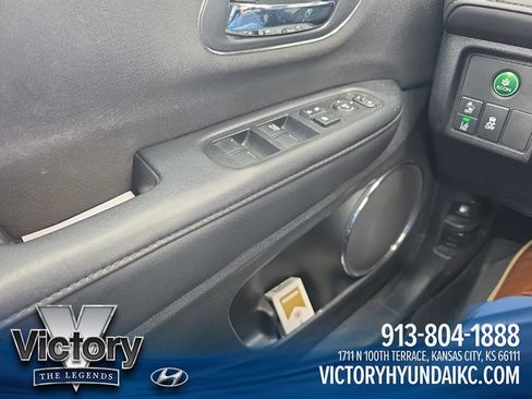 Used 2021 Honda HR-V EX image 6