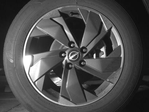 Used 2025 Nissan Rogue SV image 13