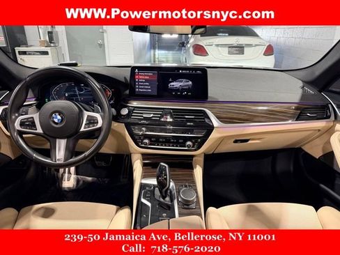 Used 2022 BMW 540i w/ M Sport Package RWD image 18