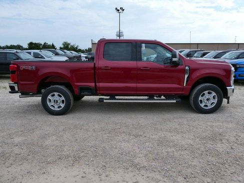 New 2026 Ford F250 XLT w/ XLT Premium Package AWD/4WD image 4