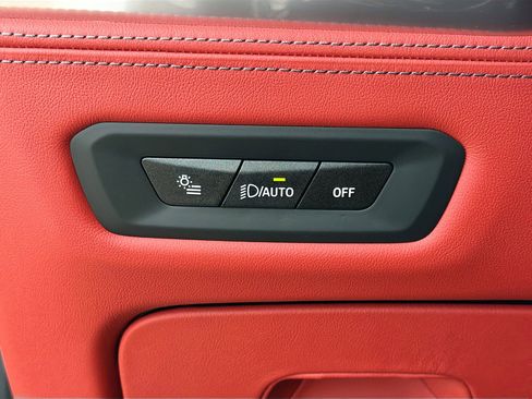 New 2026 BMW X5 M Competition w/ Executive Package image 36