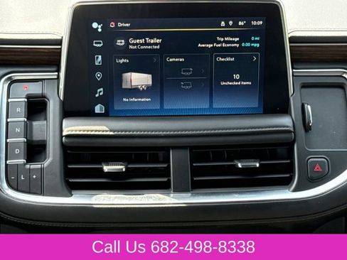 Used 2022 Chevrolet Suburban High Country AWD/4WD image 13