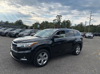 Used 2015 Toyota Highlander Limited image 1