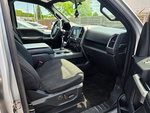 Used 2016 Ford F150 XLT w/ Equipment Group 302A Luxury AWD/4WD image 12