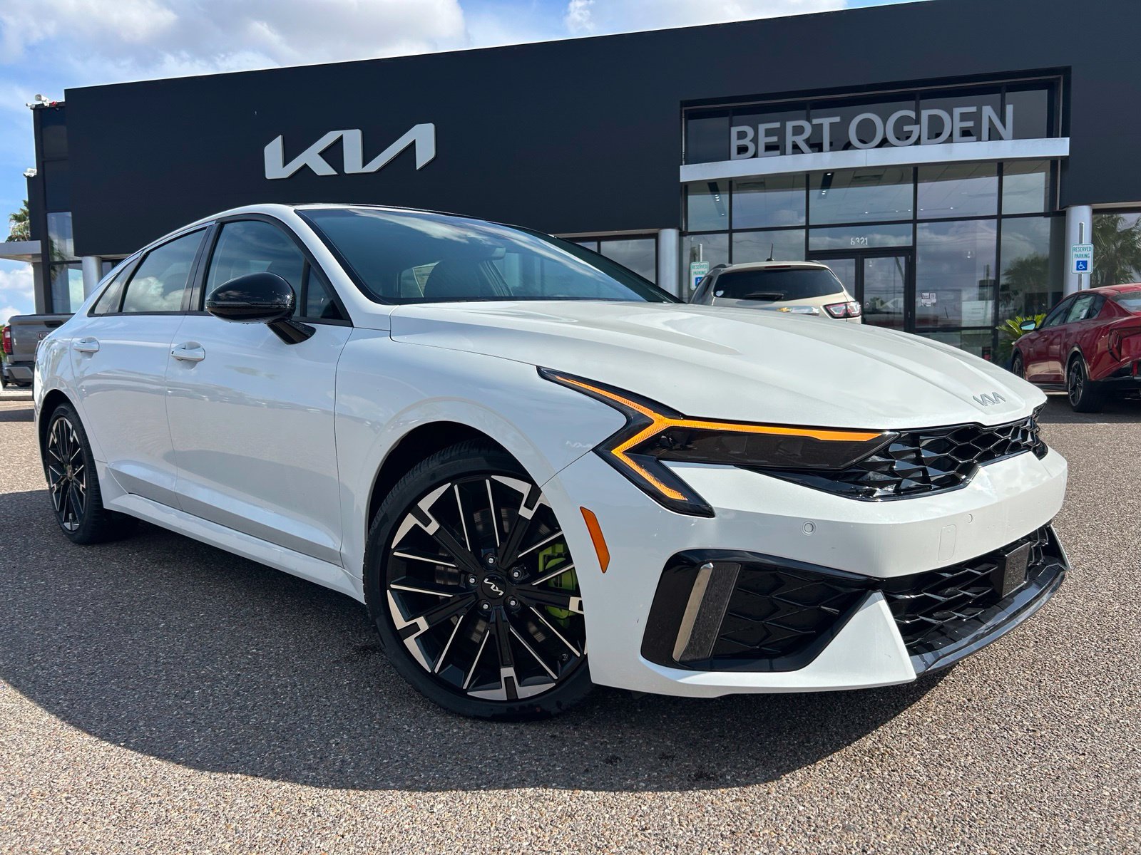 New 2025 Kia K5 GT FWD image 1