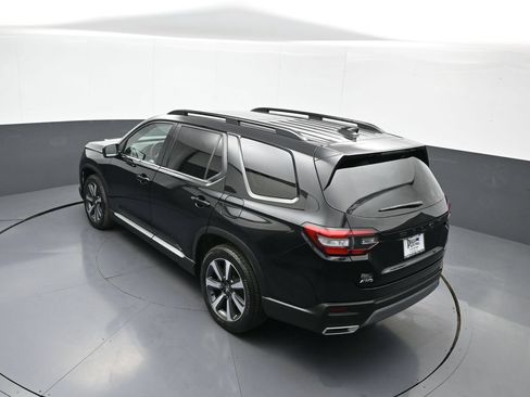 Certified 2023 Honda Pilot Touring image 42