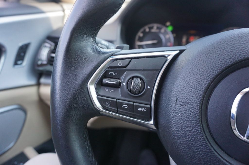 Used 2024 Acura RDX w/ Technology Package AWD/4WD image 8