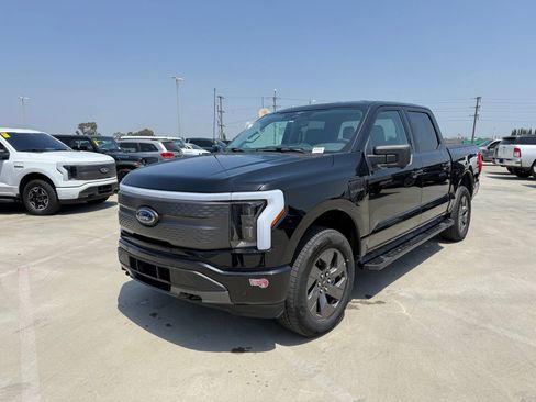 Used 2023 Ford F150 Lightning XLT w/ Equipment Group 312A High AWD/4WD image 1