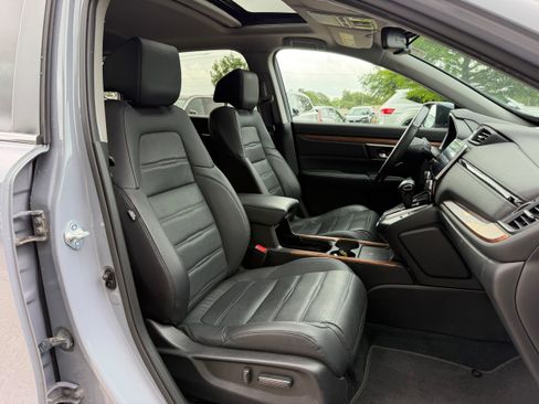 Used 2021 Honda CR-V Touring image 10