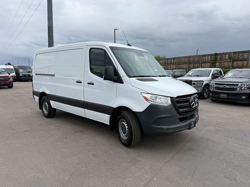 Used 2022 Mercedes-Benz Sprinter 1500 image 8