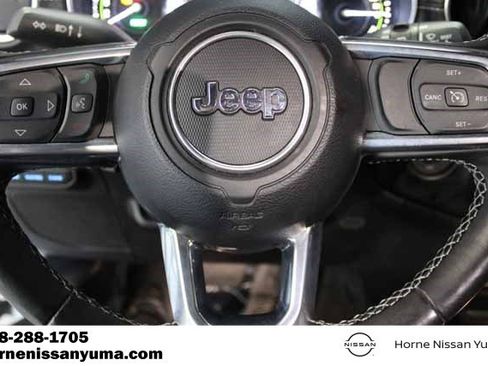 Used 2023 Jeep Wrangler Unlimited Sahara w/ Cold Weather Group AWD/4WD image 9