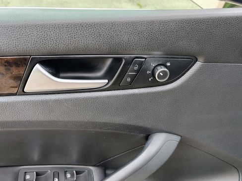 Used 2015 Volkswagen Passat TDI SEL Premium FWD image 18