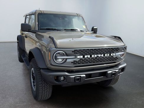 New 2026 Ford Bronco Badlands AWD/4WD image 7
