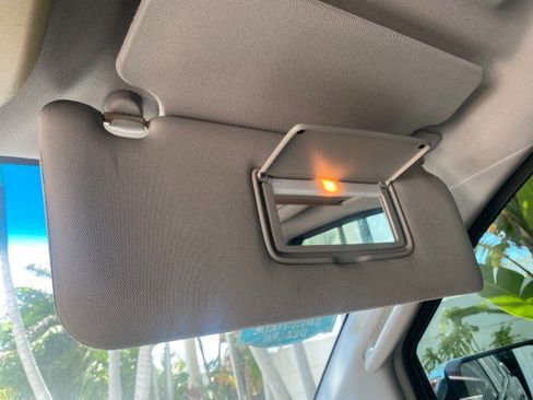 Used 2006 Nissan Armada SE image 58