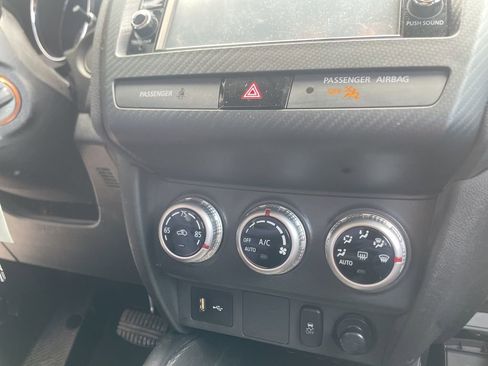 Used 2020 Mitsubishi Outlander Sport ES image 22