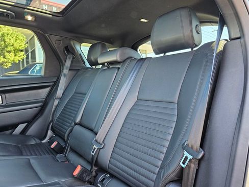 Used 2016 Land Rover Discovery Sport HSE Luxury AWD/4WD image 18