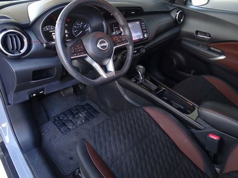 Used 2022 Nissan Kicks SR image 19