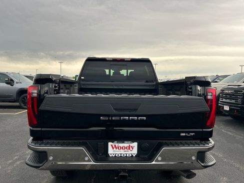 New 2026 GMC Sierra 2500 SLT w/ SLT Premium Package AWD/4WD image 39