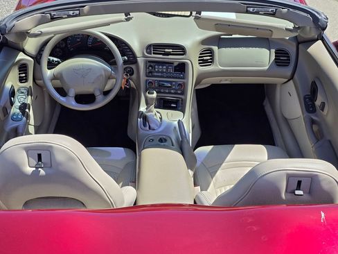 Used 2003 Chevrolet Corvette Convertible w/ Preferred Equipment Group1 RWD image 28