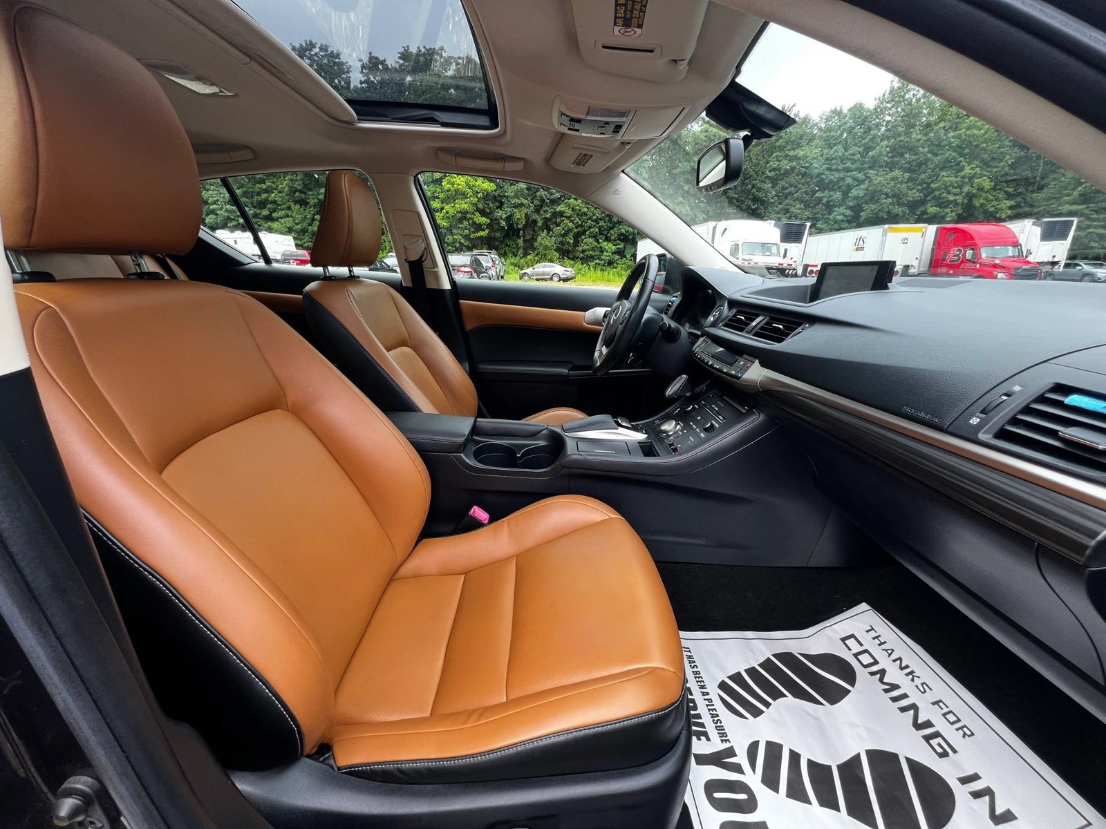 Used 2014 Lexus CT 200h FWD image 11