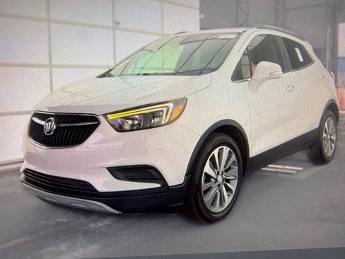 Used 2019 Buick Encore Preferred FWD image 2