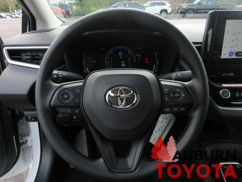 New 2026 Toyota Corolla LE image 7