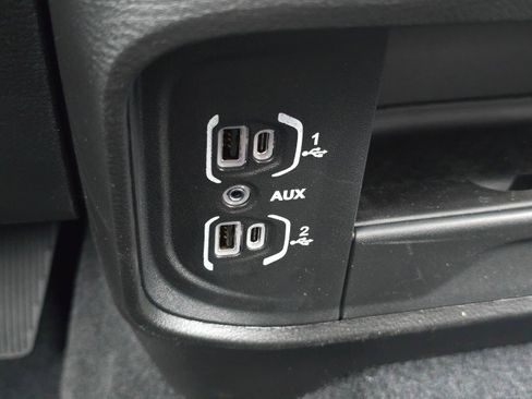 New 2026 RAM 3500 Big Horn AWD/4WD image 35